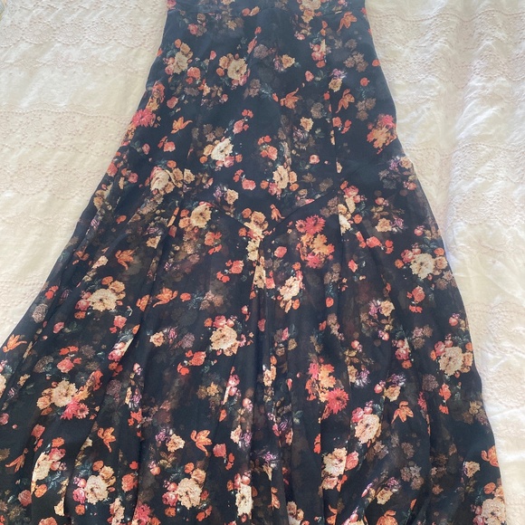 Floral skirt - Picture 1 of 1